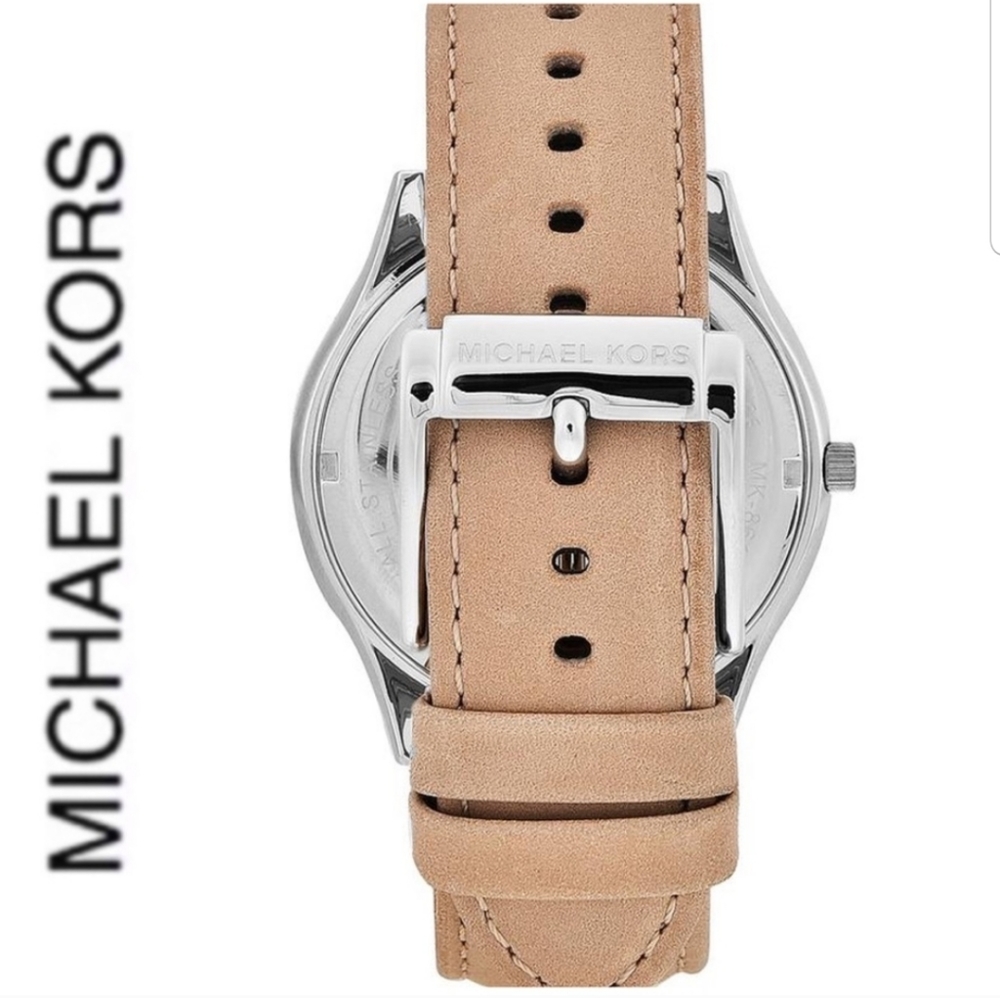 NWT authentic MK runway leather strap watch - Picture 4 of 5